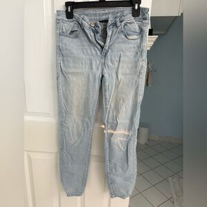 American Eagle Outfitters Light Wash Hi-Rise Jegging